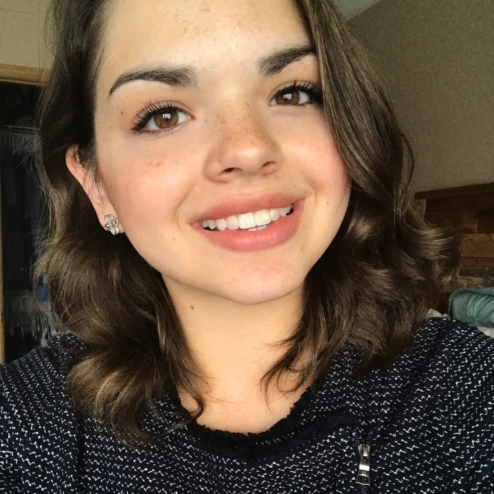 Meet your Posher, Abigail